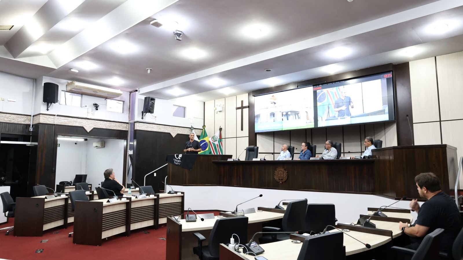 Cerveja Artesanal em Pauta: Toledo Debate Criação de Dia Oficial para Produtores Locais