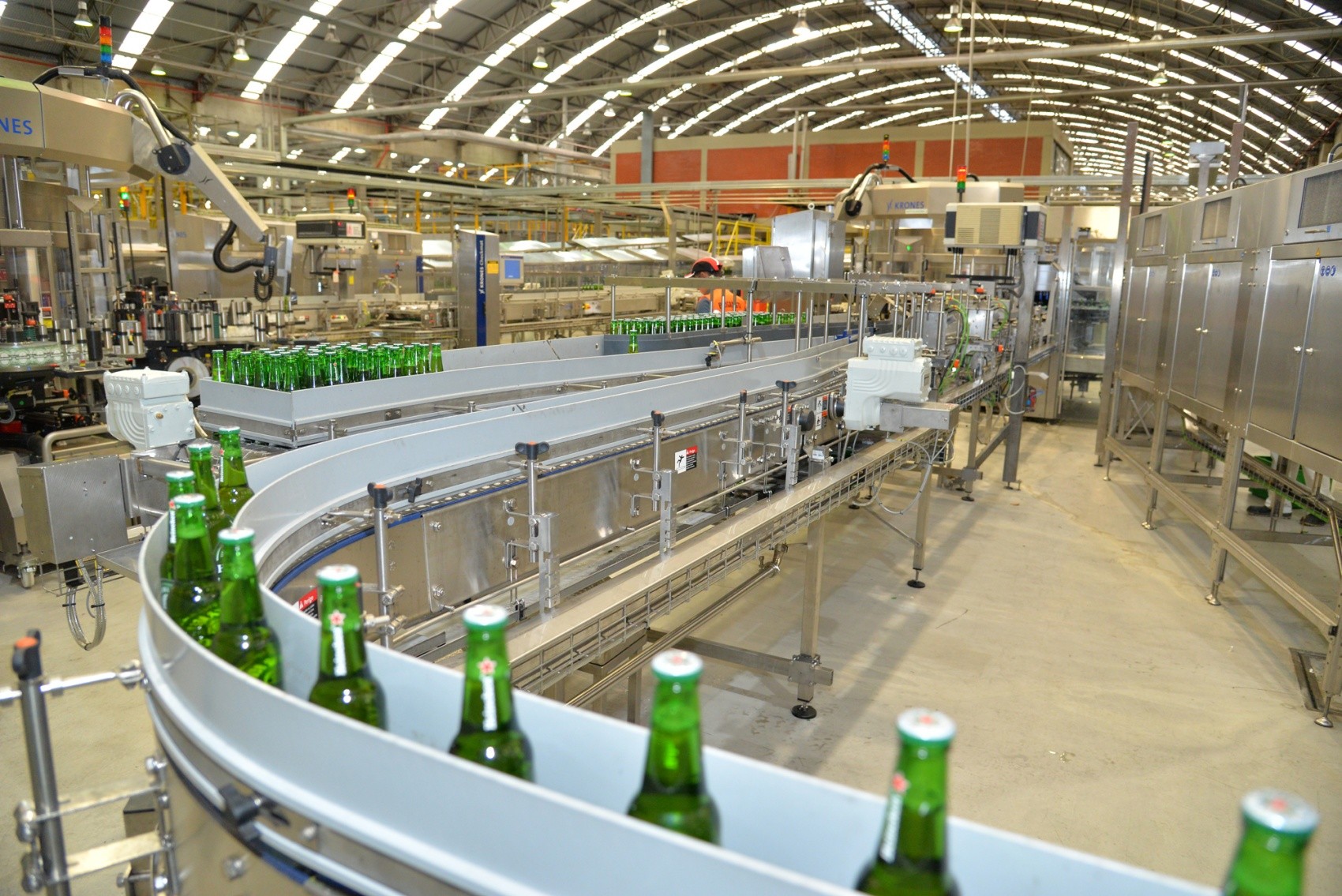 Heineken Inaugura Fábrica de R$ 2,5 Bilhões em MG: Saiba Mais Sobre a Nova Gigante da Cerveja