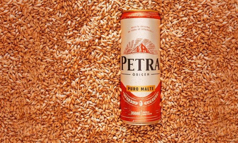 Música e Cerveja: Petra Anuncia Parceria com Jorge & Mateus em Turnê Comemorativa